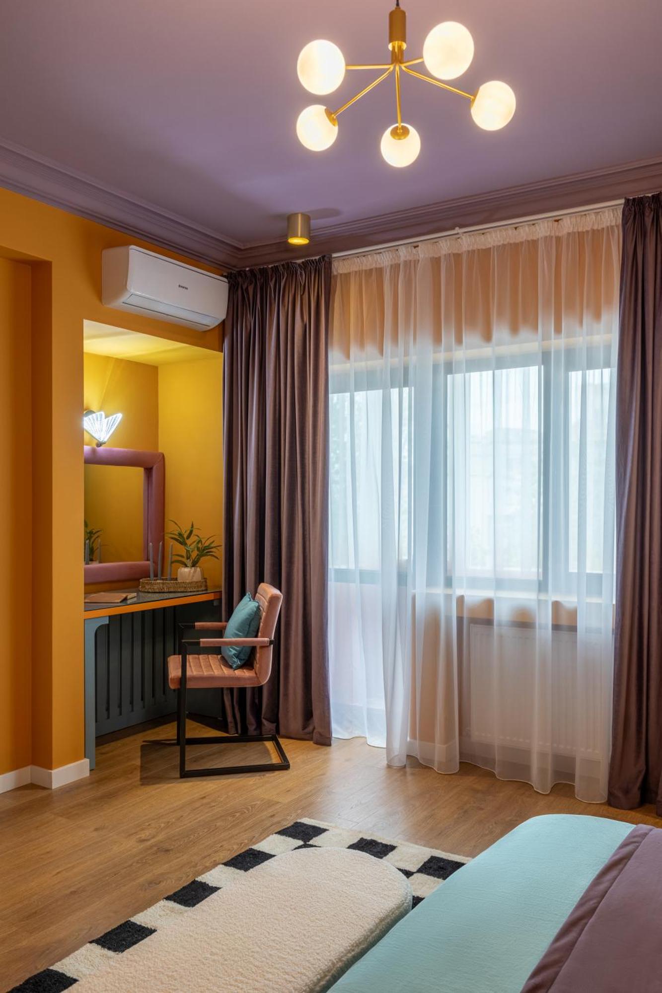 Wes Anderson In Bucharest Apartment ภายนอก รูปภาพ